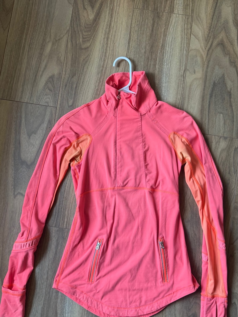 Lululemon Run: Reflect Pullover